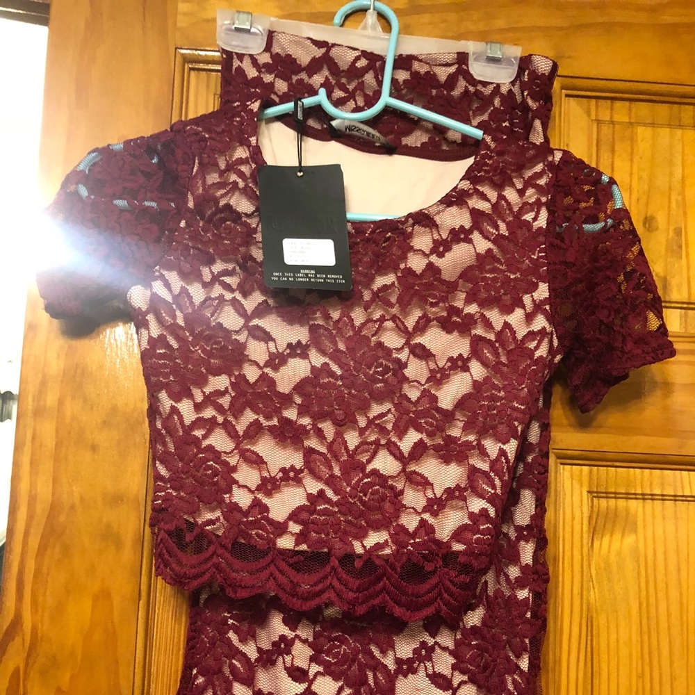 Lace crop top , with matching lace skirt , fitted ! Elegant ! Cute set !
